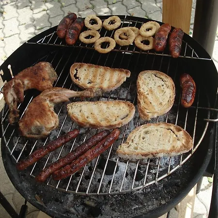 Alojamento de Acomodação e Pequeno-almoço Abruzzo Segreto Navelli